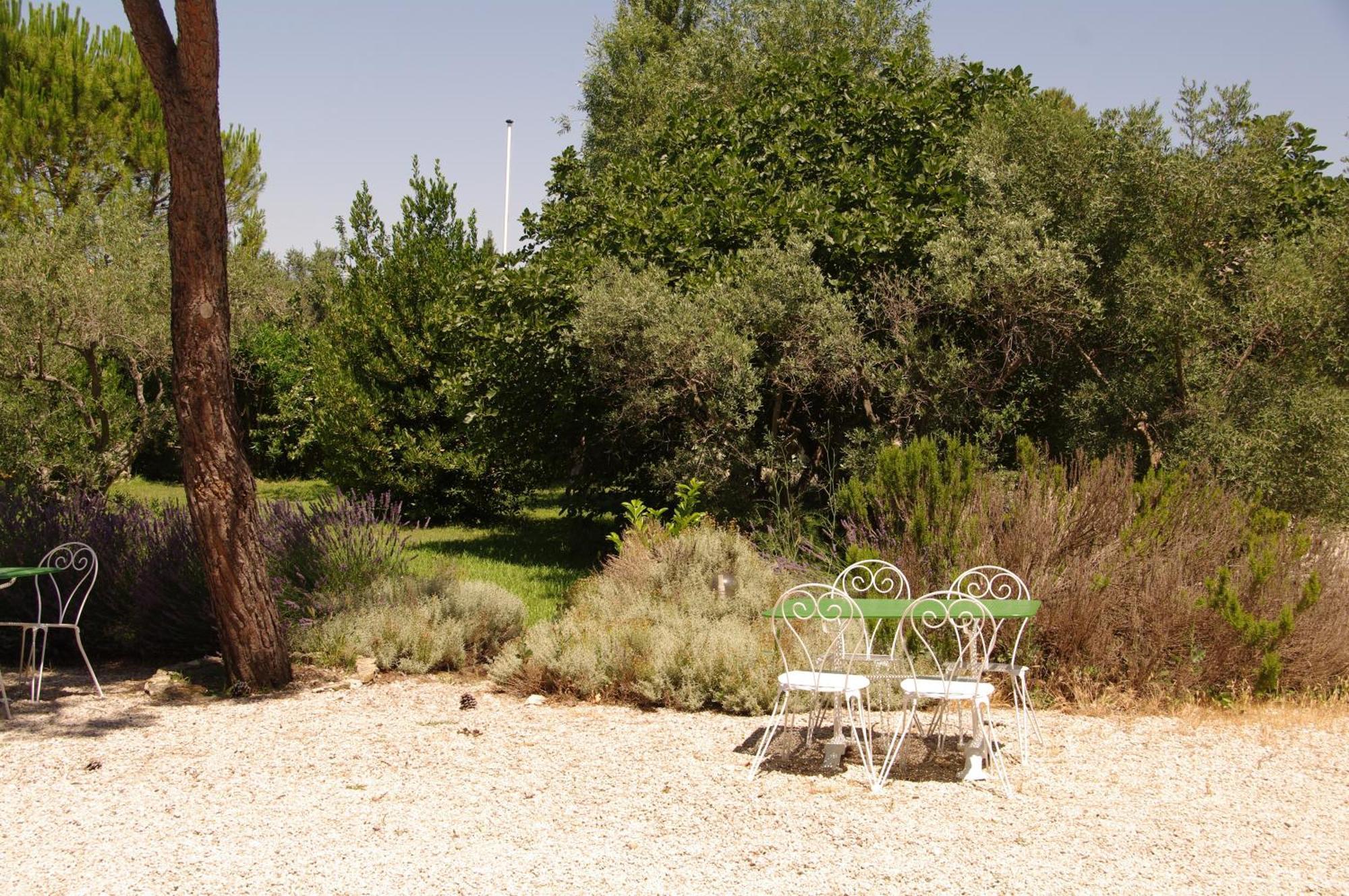 Residence Le Saint Victor Fontvieille Εξωτερικό φωτογραφία