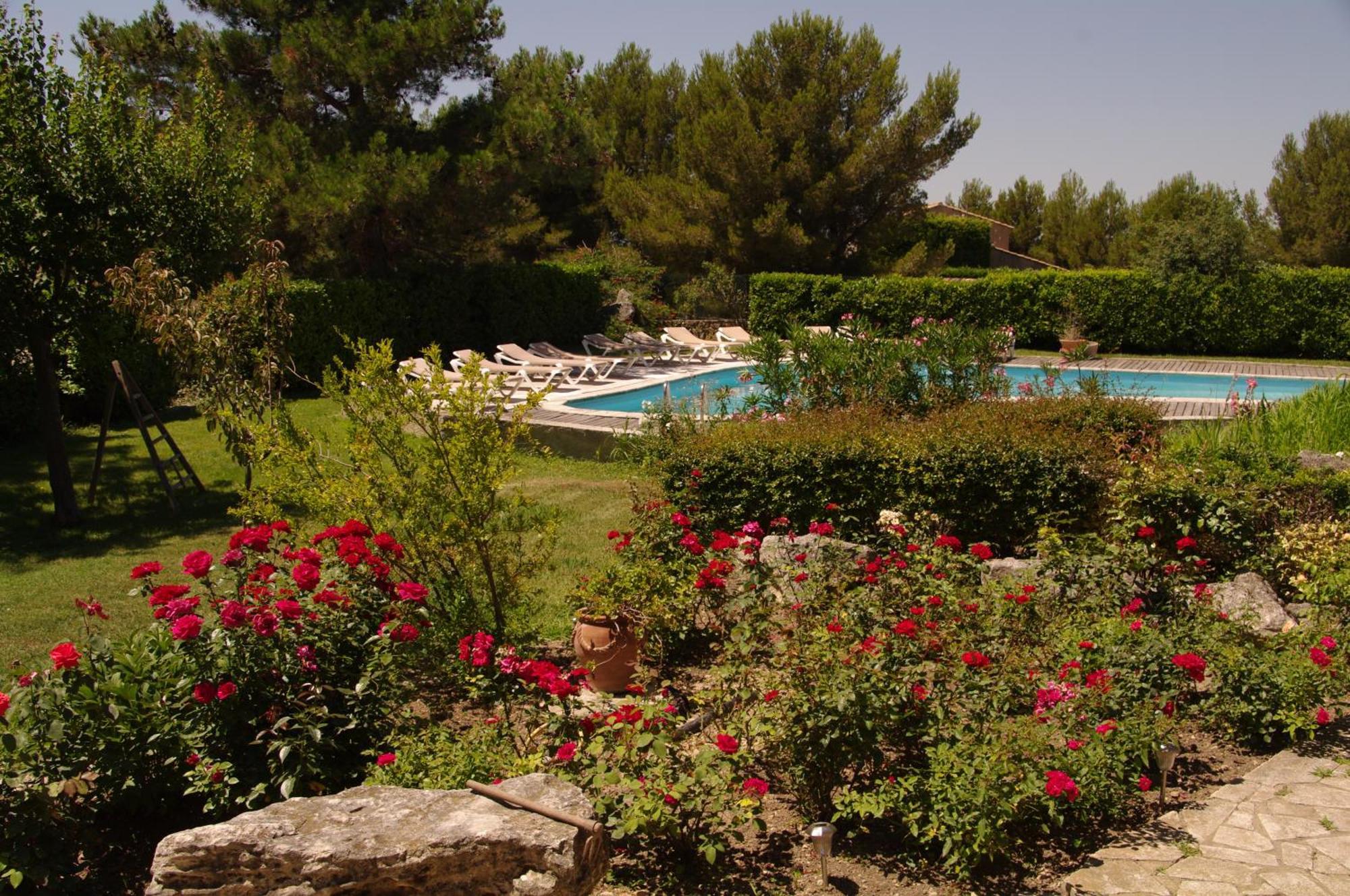Residence Le Saint Victor Fontvieille Εξωτερικό φωτογραφία