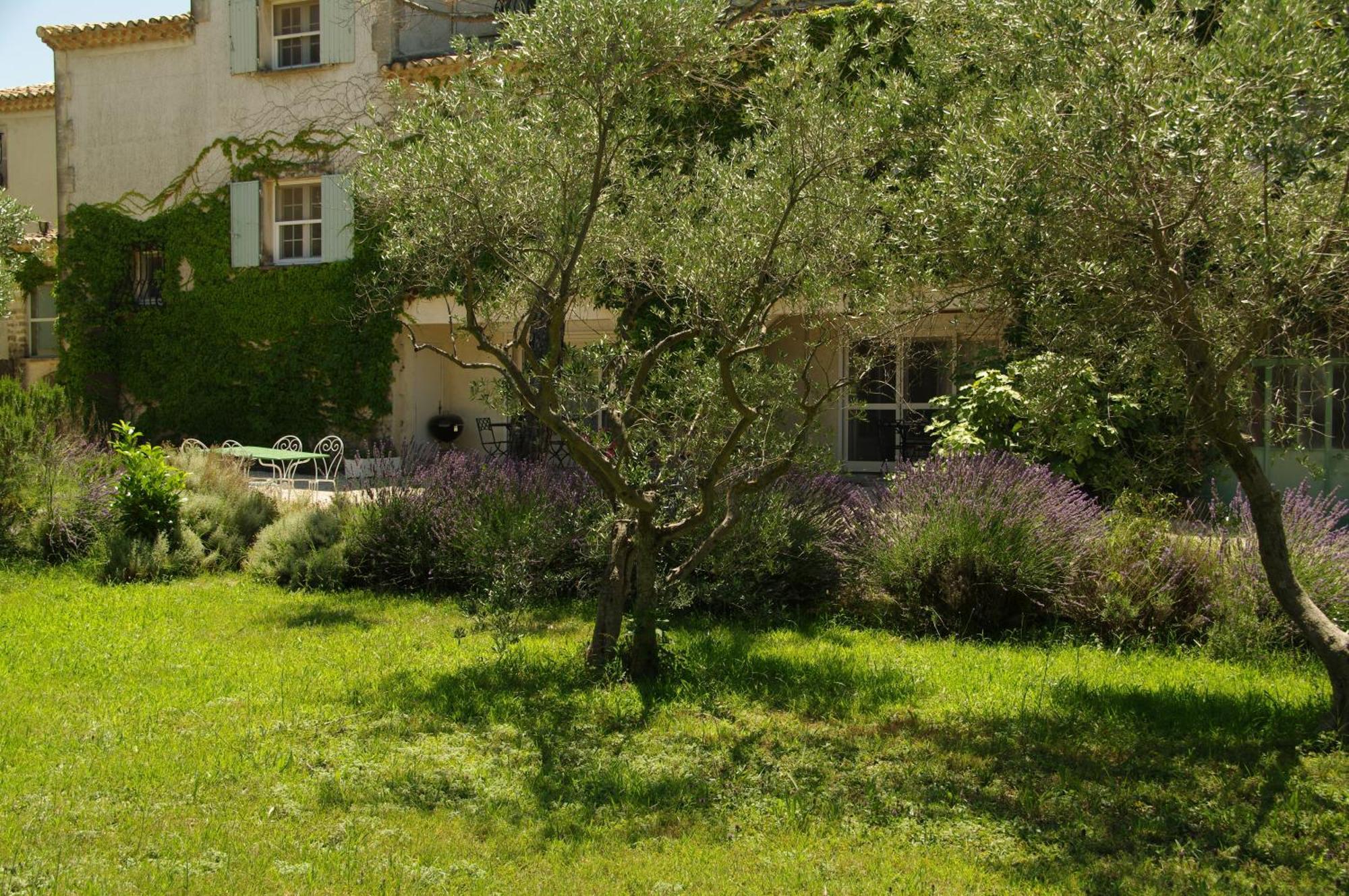 Residence Le Saint Victor Fontvieille Εξωτερικό φωτογραφία