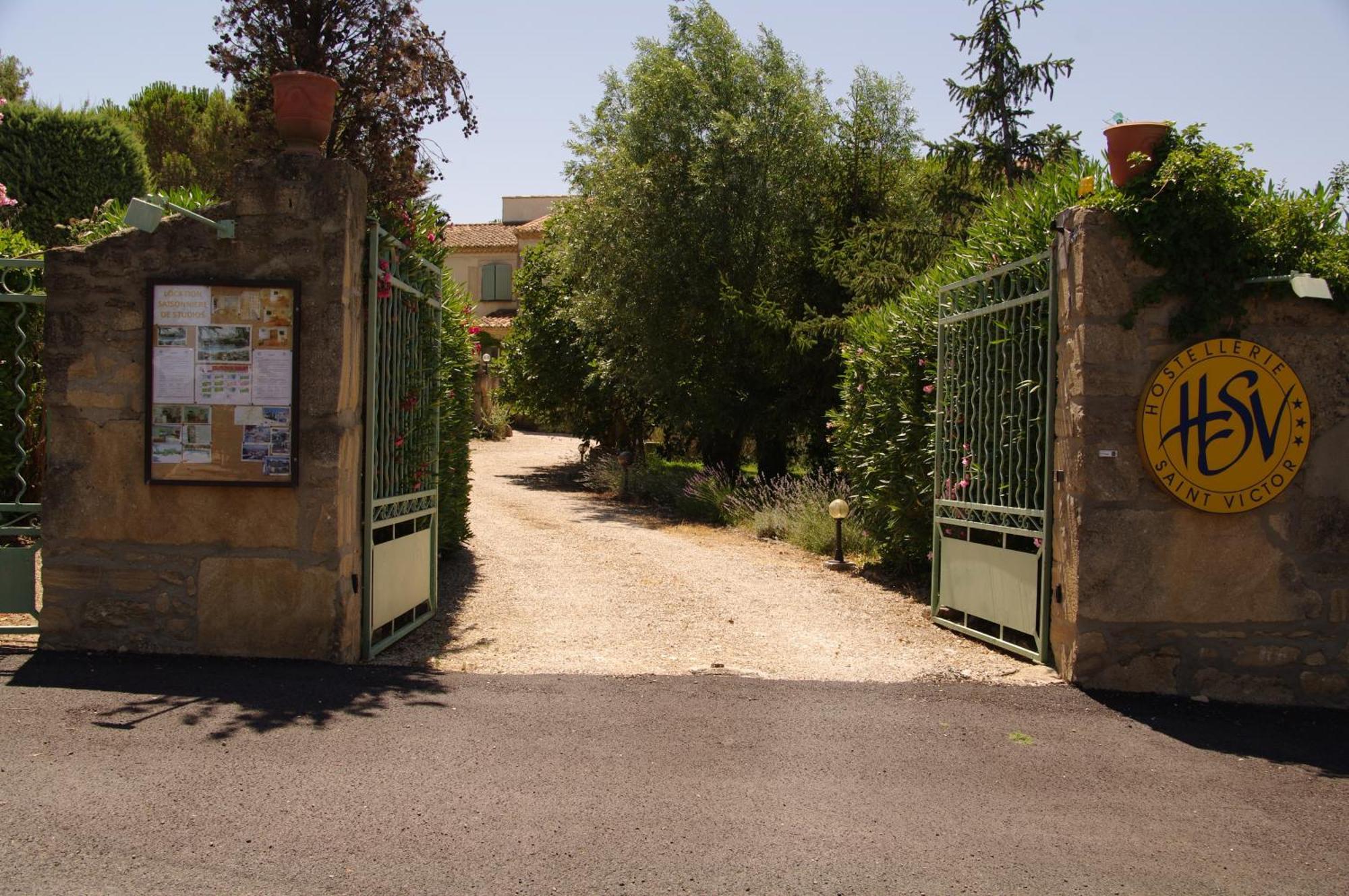 Residence Le Saint Victor Fontvieille Εξωτερικό φωτογραφία