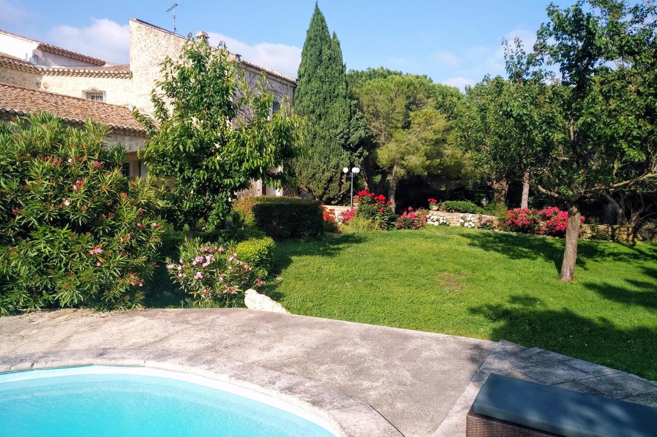 Residence Le Saint Victor Fontvieille Εξωτερικό φωτογραφία